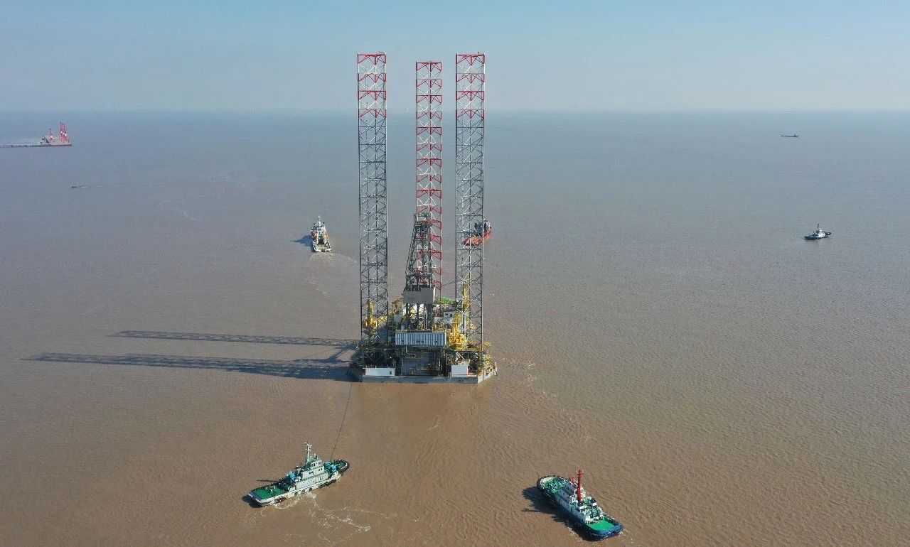 JU2000E型海上自升式鉆井平臺